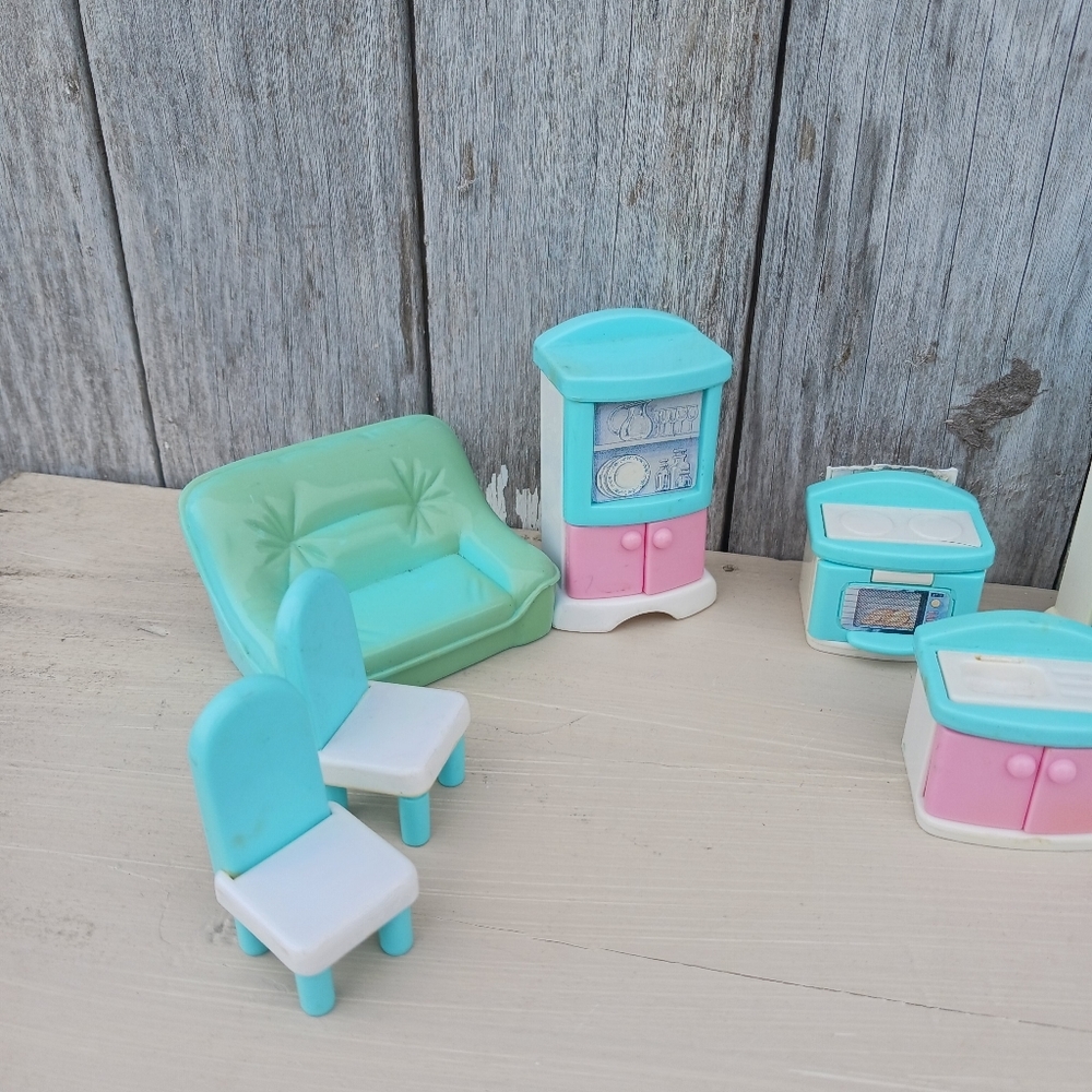 Vintage Toys R Us My Sweet Home Plastic Dollhouse Furniture 13 Pieces Lot Set - Picture 8 of 8